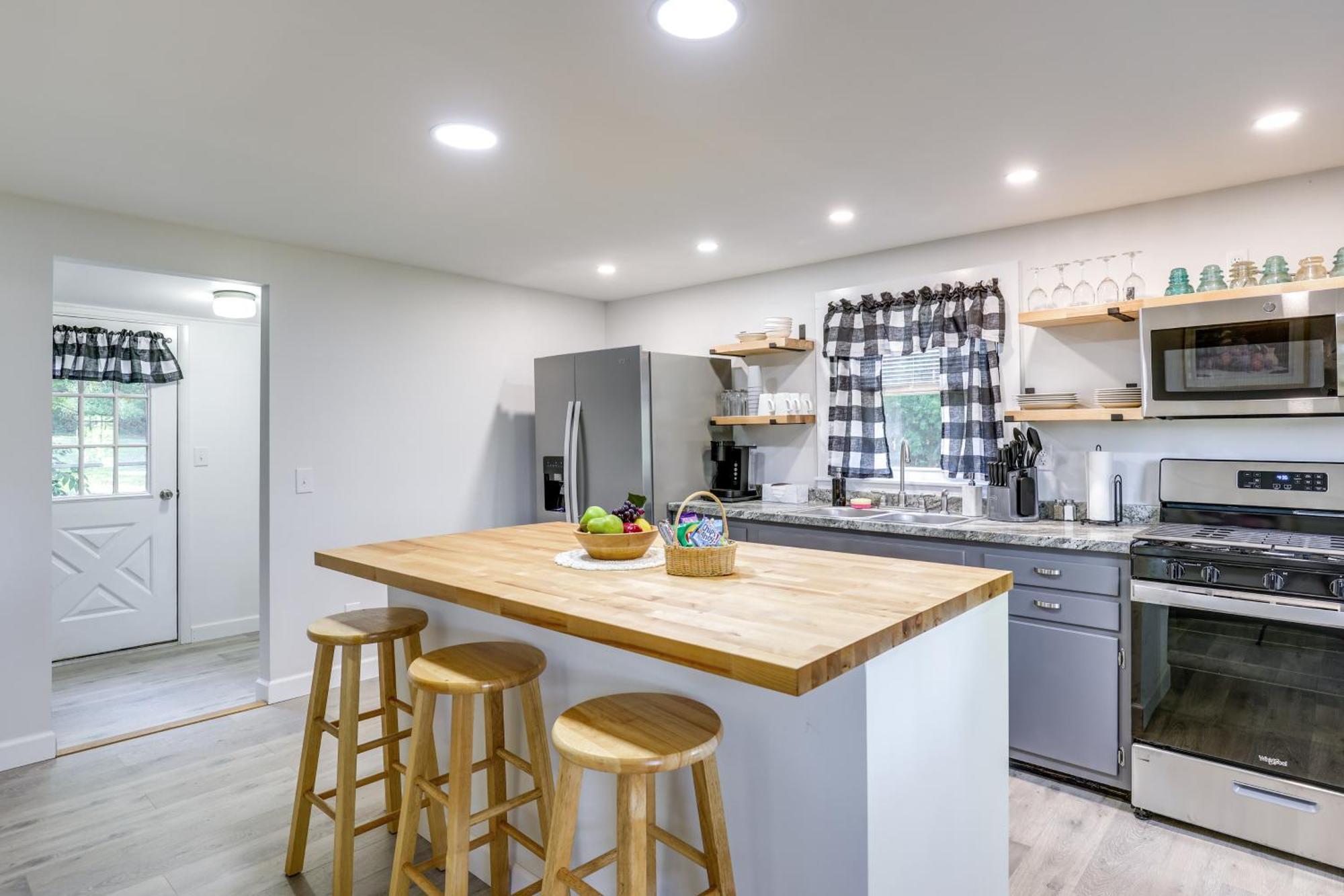 Charming Watkins Glen Home With Yard! Zewnętrze zdjęcie
